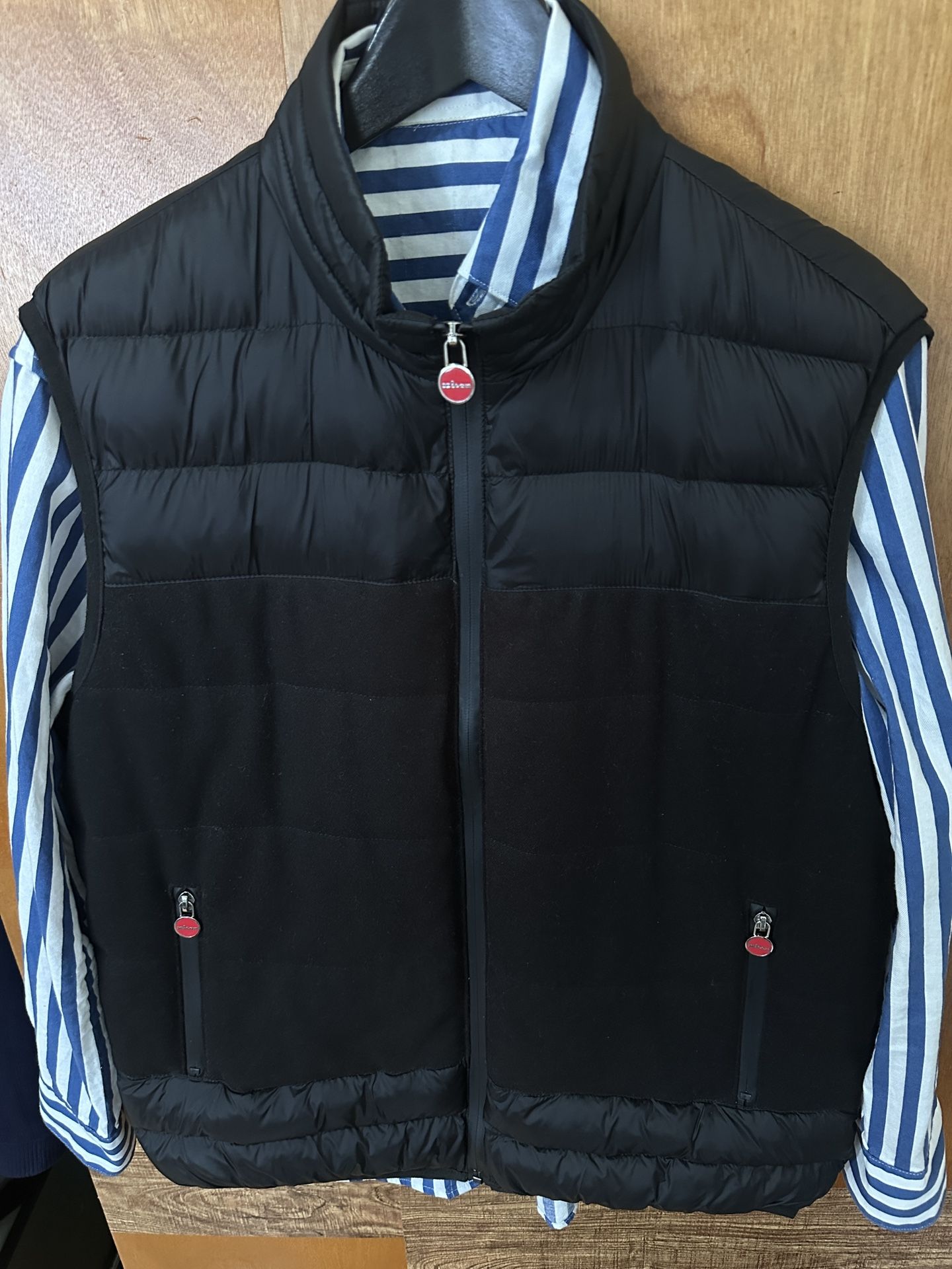 Kiton Vintage Black Quilted Puffer Vest size M