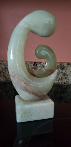 MARBLE STATUE