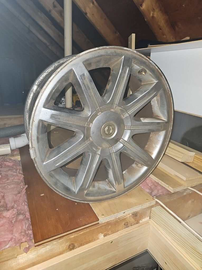 4 OEM Rims For Chrysler 300C