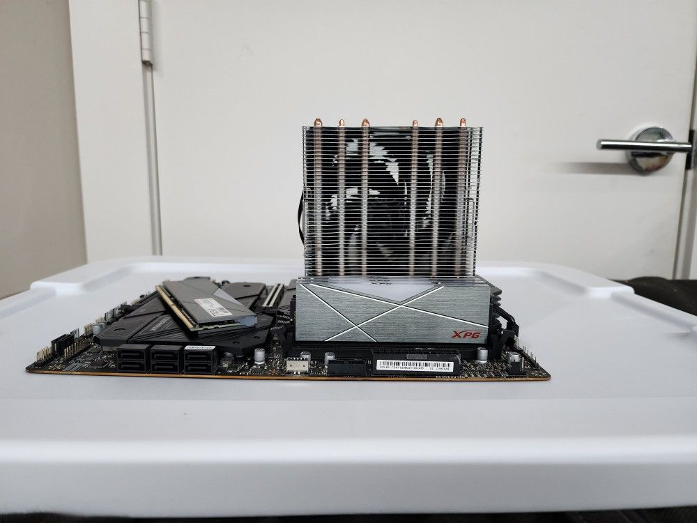 12600k z790 32gb DDR4 tower cooler gaming computer