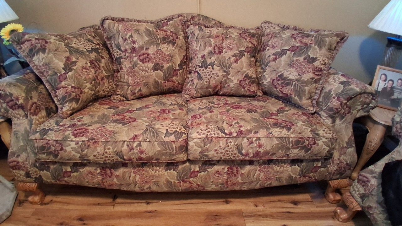 Couch Set - Free!!