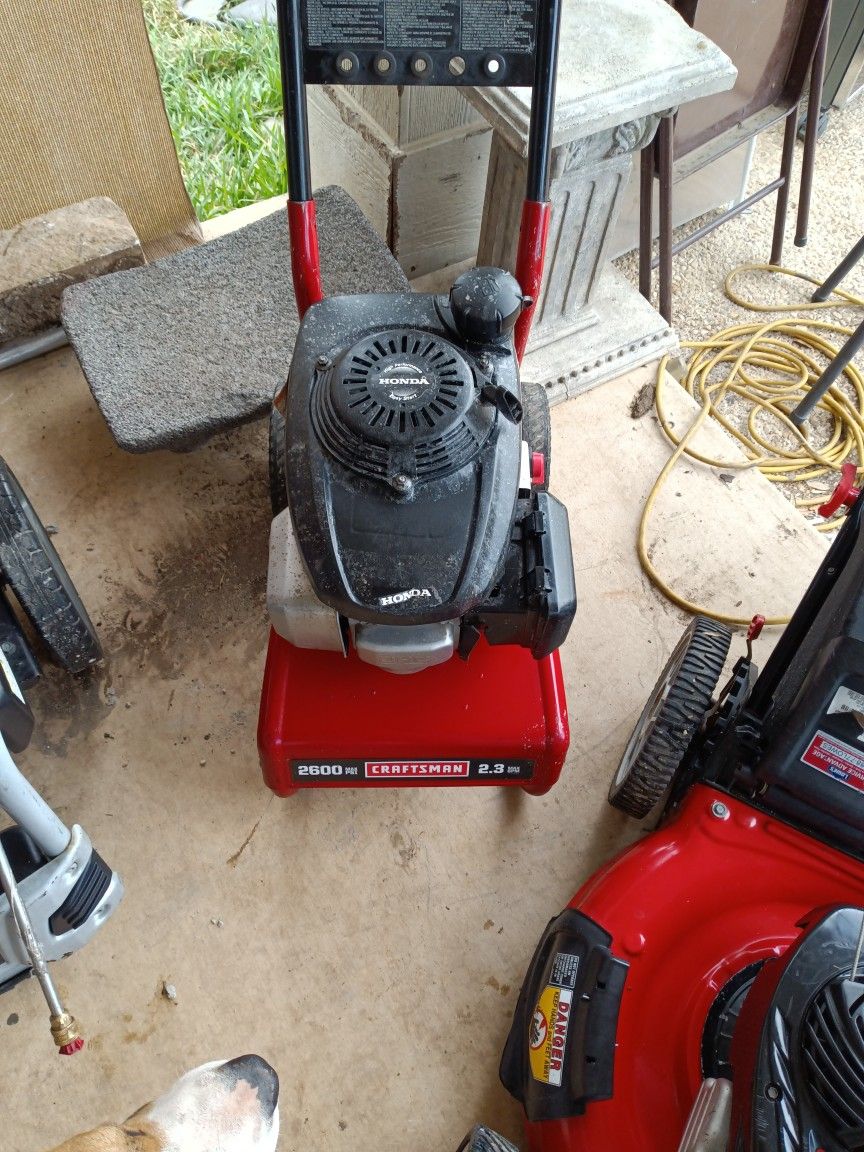 Craftsman 2600 2.3 Gpm Pressure Washer for Sale in San Antonio, TX ...