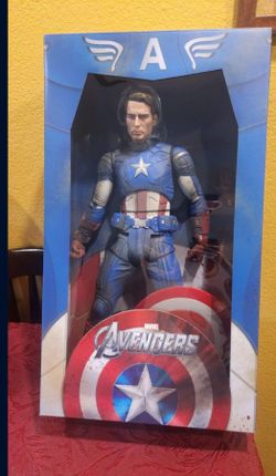 Marvel Avengers Captain America Collectible