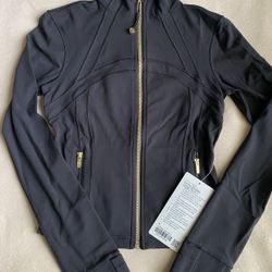 lululemon size 2 small 