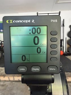 Concept2 RowErg (Model D) PM5 – Only 357K Lifetime Meters – Excellent Condition