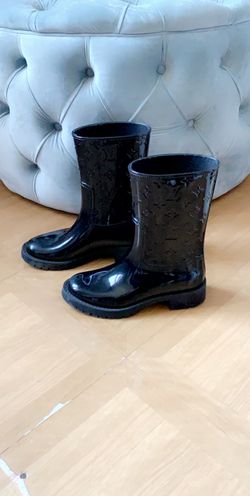 Louis Vuitton Rain boots / Snow boots for Sale in Itasca, IL - OfferUp