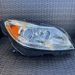 2011 2012 2013 2014 Mercedes-Benz CL Class W216 Right Passenger Side Xenon HID Shell Headlight OEM A(contact info removed)