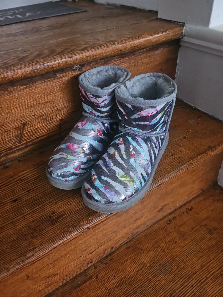Ugg Boots Sz 8 Women's 