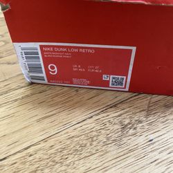 Nike Dunk Low Navy/White – Size (9) – Clean – $45 OBO