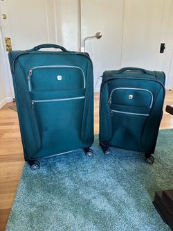 Swiss Gear Luggage Set