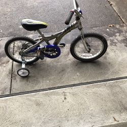 16” Kids Bike (needs Training Wheels)