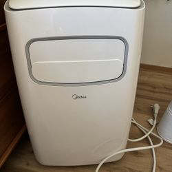 Portable AC - Midea 10,000 BTU