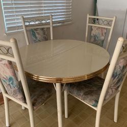 Free Dinning Table And Chair