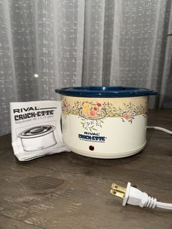 Beautiful Vintage Rival Slow Cooker