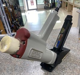 Central Pneumatic Flooring Nailer & Stapler - Model 97586