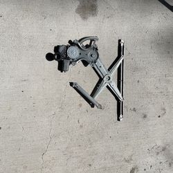 2015 Toyota Prius C Drivers Side Window Regulators 