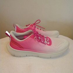 NWOT Cole Haan Ladies Runners Size 8