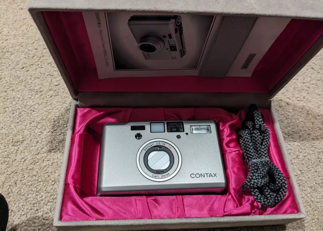 Contax T3 Point & Shoot Camera - Silver Double Teeth