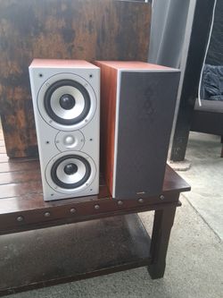 Polkaudio Monitor 40
