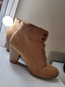 Platform Block Heel Lace Up Boots