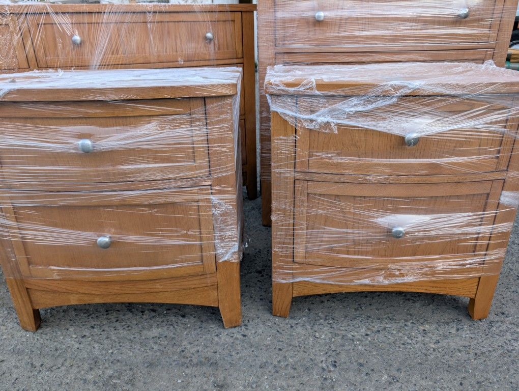 Bedroom Furniture Set