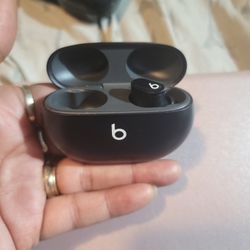 Beats By Dre Bud And Case(right Replacement)