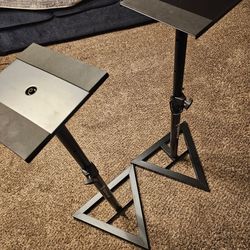 Studio monitor speaker stands