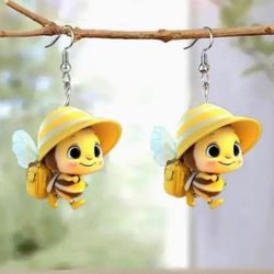 Cute Bee earrings