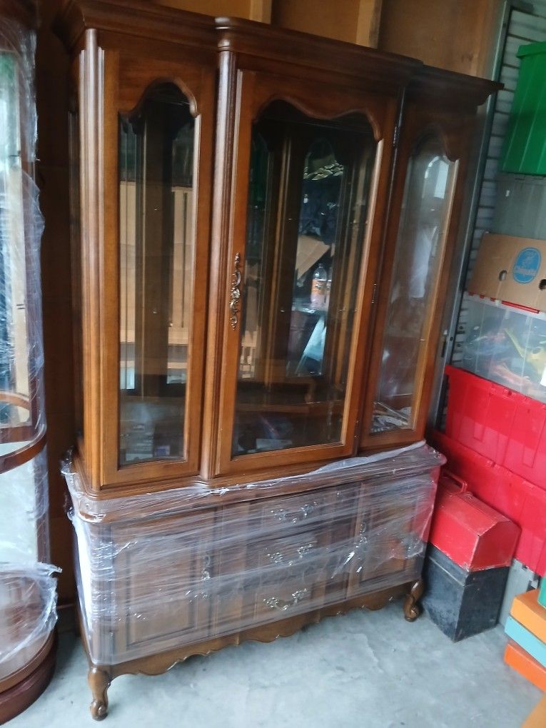 Display  CABINETs  New 