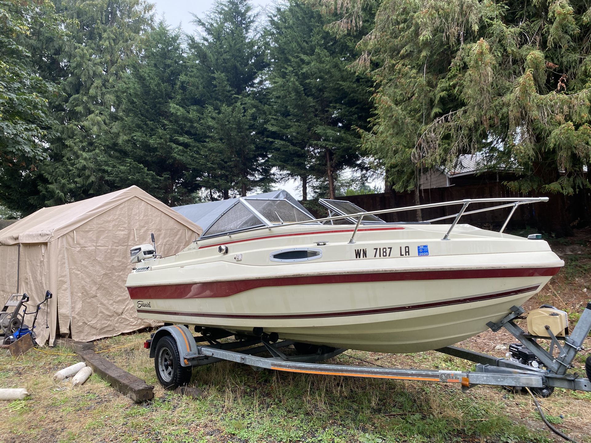 1988 Seaswirl Cuddy 18 Foot