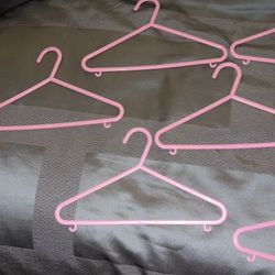 7 Pink And 7 White Kids Hangers 