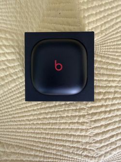 Beats fit pro earbuds