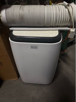 Air conditioner Black & Decker floor Unit