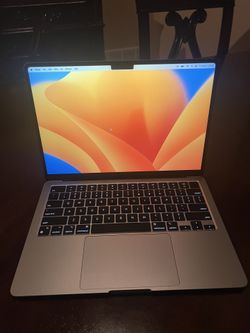 MacBook ( M3, 16gbRAM, 512SSD )