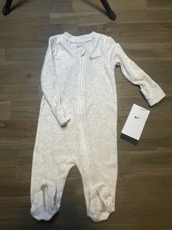 NEW Nike Baby One Piece 6Mo