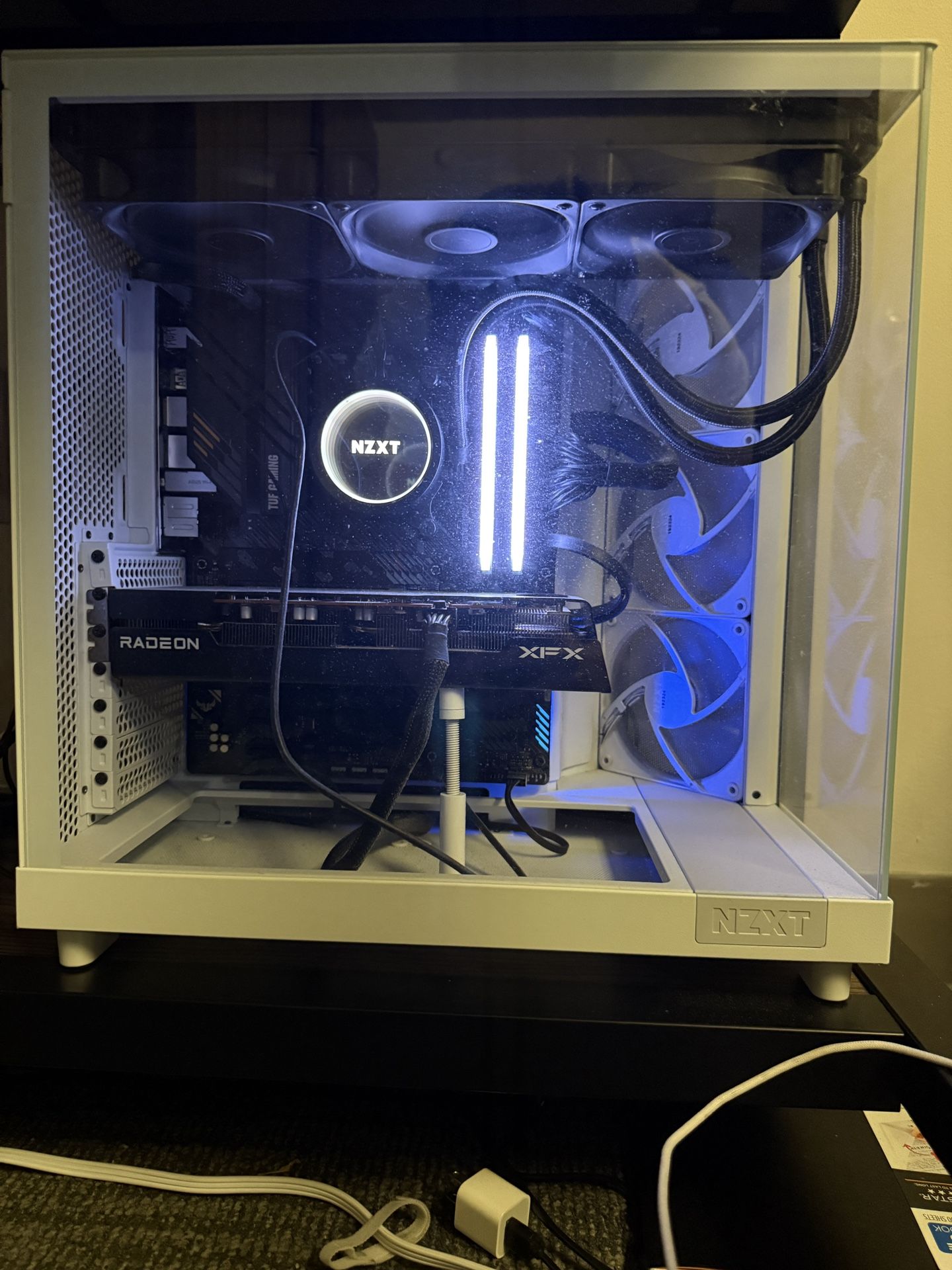 PC, monitor, Microphone