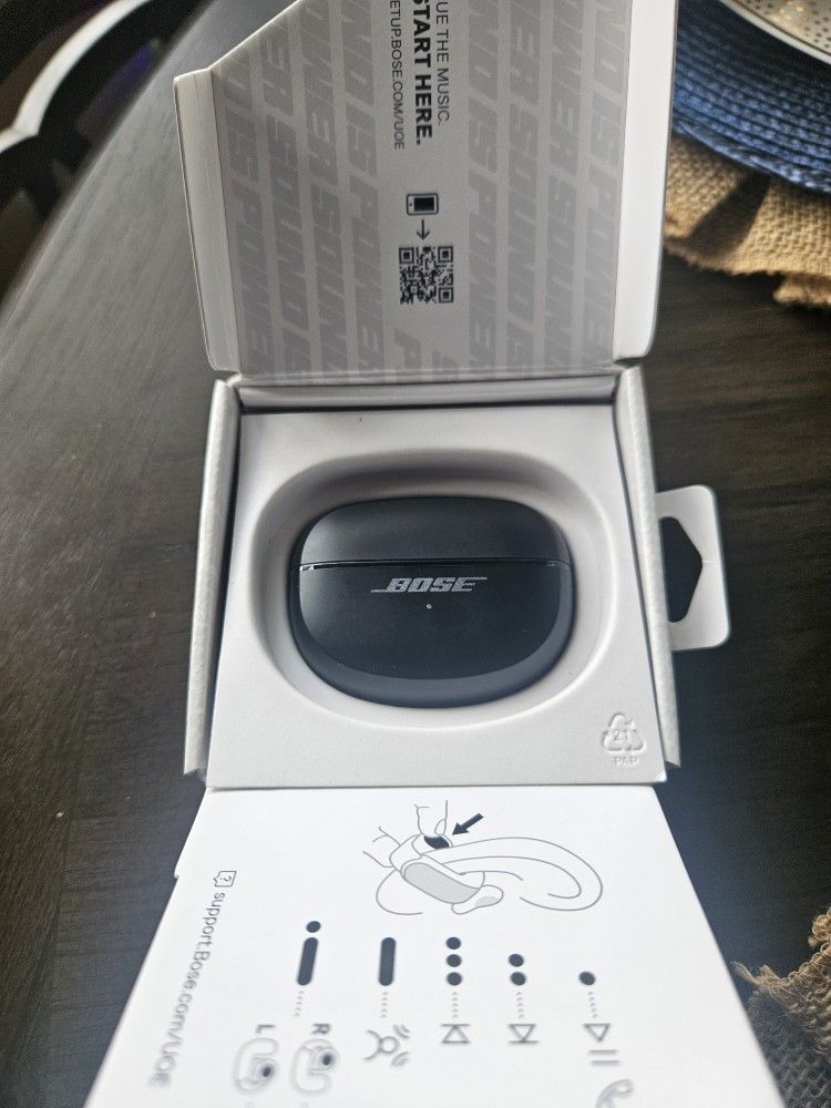 BOSE OVER THE EAR