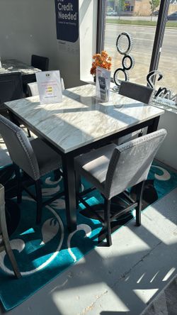 🏠 Empire Furniture  📍 Location: 14240 Fort Street, Southgate, Michigan, 48195 ✨ Transform your home with our stunning furniture collection! From coz