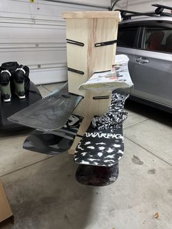 Snowboard Stand Rack