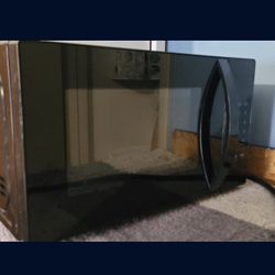 Microwave Black Alexa