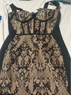 Fashion nova dress medium