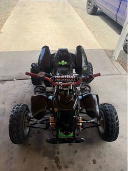 Polaris race quad