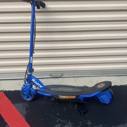 Razor E95 Electric Scooter 