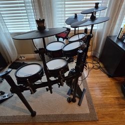 Alesis Nitro Pro XL drums