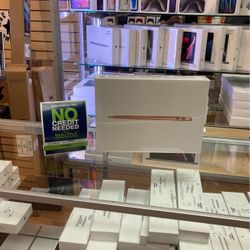 MacBook Air 13” M1 8gb Ram 256SSD