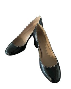 Chloe Lauren Black Patent Shiny Leather Scalloped Trim Block Heel Pumps Size 38
