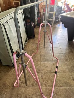 Adjustable Kids Gymnastics Bar - Pink Adjustable kids gymnastics training bar in good condition. • Sturdy steel frame • Adjustable height • Great fo