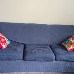 Free Pullover Sofa 