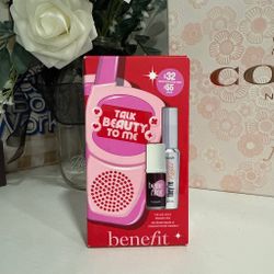 Benefit “Talk Beauty to Me” Gift Set