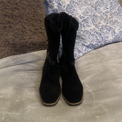 New Bare Traps Ginger Black Suede Boots Size 7